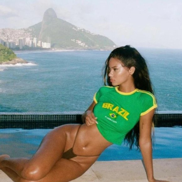 Green Brazil Top Y2K Brazilian flag T-shirt Vintage Soccer Baby Tee Cute Brazil - Picture 5 of 7